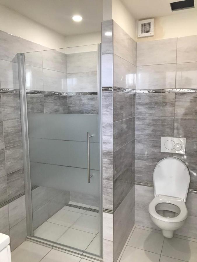 Hotel Jordanek Opočno エクステリア 写真
